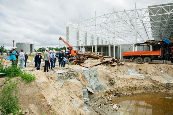 Глава Сургутского района проверил ход строительства КОС в Федоровском Глава Сургутского района проверил ход строительства КОС в Федоровском