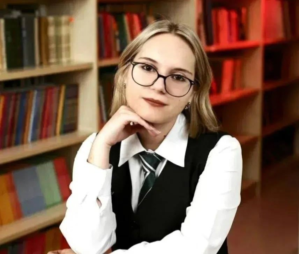 Семеро выпускников из Сургутского района сдали ЕГЭ на 100 баллов