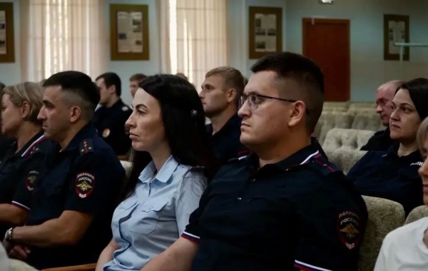 Личному составу ОМВД России по г. Лангепасу представлен новый руководитель Личному составу ОМВД России по г. Лангепасу представлен новый руководитель