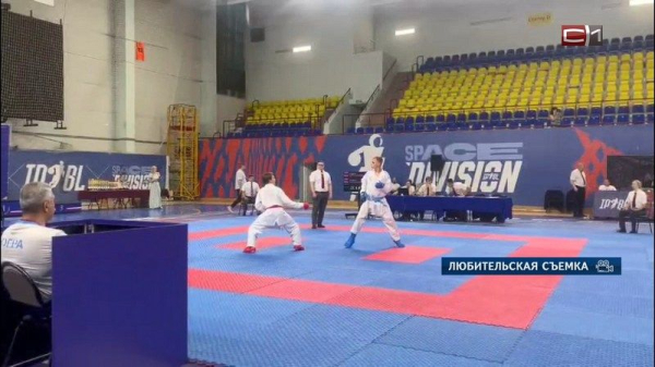 Каратист из Сургута взял серебро на всероссийской спартакиаде школьников Каратист из Сургута взял серебро на всероссийской спартакиаде школьников