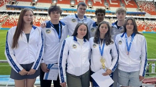 Пловцы из Сургута привезли со всероссийских соревнований четыре медали