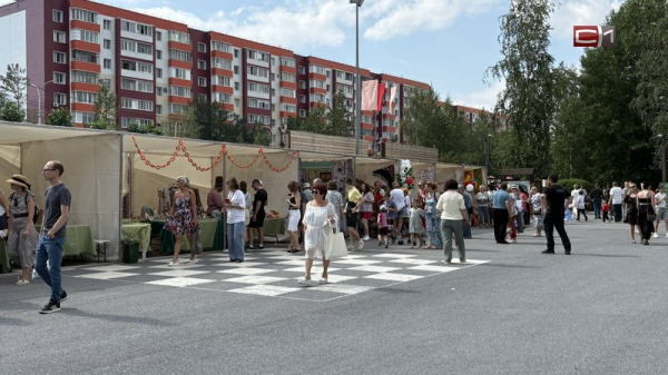 Песни, хороводы и народные игры: в Сургуте проходит фестиваль &laquo;Русский мир&raquo;. ФОТО