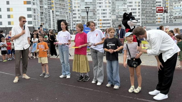 Телевидение вышло в город: сургутянам показали то, что обычно остается за кадром. ФОТО