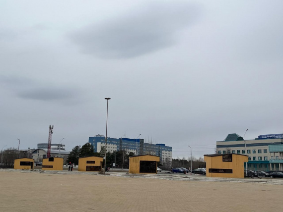 ​В Сургуте отметили Первомай на площади Советов, пока Центральная площадь пустовала