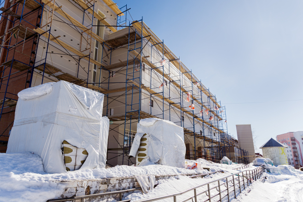 В Сургутском музыкально-драматическом театре полным ходом идет ремонт В Сургутском музыкально-драматическом театре полным ходом идет ремонт