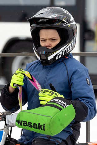 Мотогонщики Сургута покорили зимнюю трассу