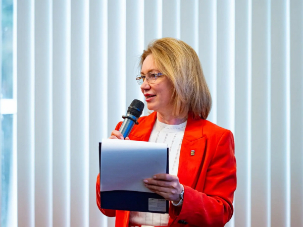 Оксана Михеева выступила модератором регионального этапа федеральной программы «Мои наставники» в Югре Оксана Михеева выступила модератором регионального этапа федеральной программы «Мои наставники» в Югре