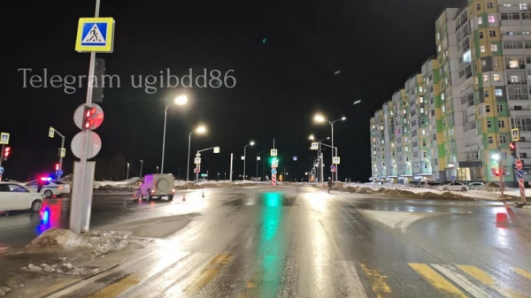 Неудачный маневр привел к столкновению двух иномарок в Югре