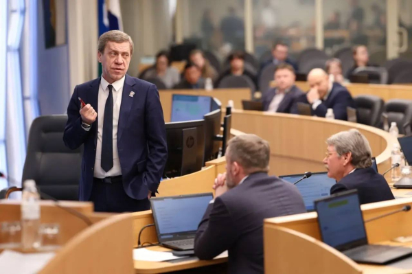 Три вопроса рассмотрели сегодня депутаты на заседании комитета по городскому хозяйству