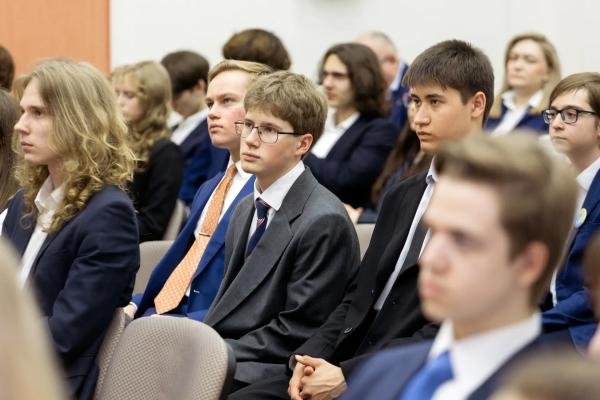 Юные сургутяне взяли рекордные 73 призовых места по итогам регионального этапа всероссийской олимпиады школьников