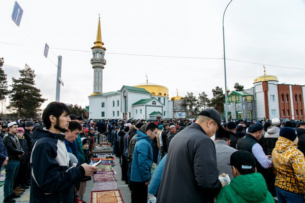 В Сургуте на ночь перекроют дороги у мечети для празднования Курбан-байрама