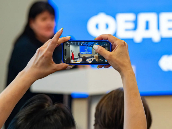 Оксана Михеева выступила модератором регионального этапа федеральной программы «Мои наставники» в Югре Оксана Михеева выступила модератором регионального этапа федеральной программы «Мои наставники» в Югре