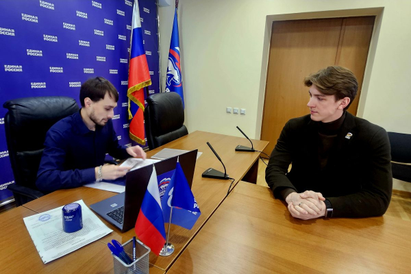 Олимпийский чемпион Максим Храмцов поборется за место в Тюменской областной Думе через праймериз «Единой России» Олимпийский чемпион Максим Храмцов поборется за место в Тюменской областной Думе через праймериз «Единой России»