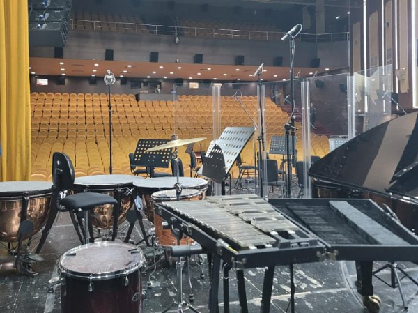 В Сургуте презентовали альбом мистерии «Барсова гора» В Сургуте презентовали альбом мистерии «Барсова гора»