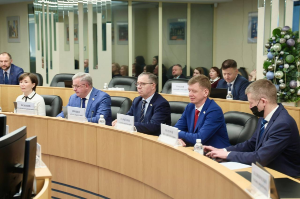 Дума Сургута утвердила бюджет города на 2026 год