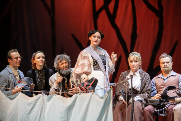 В апреле Сургутский театр отправляется на гастроли