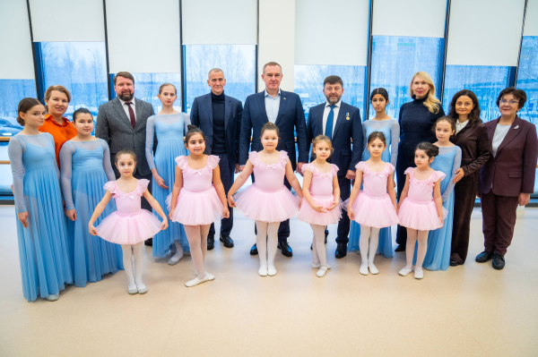 Сегодня губернатор Югры Руслан Кухарук посетил с рабочим визитом Сургутский район